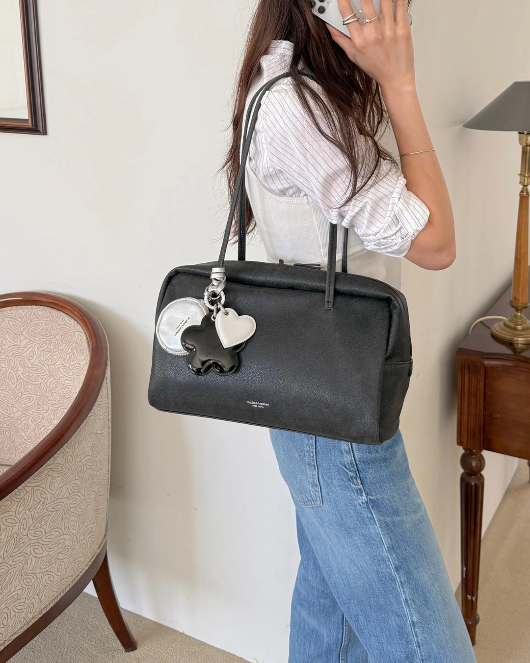 BUCKS AND LEATHER 049 Pound Bag L