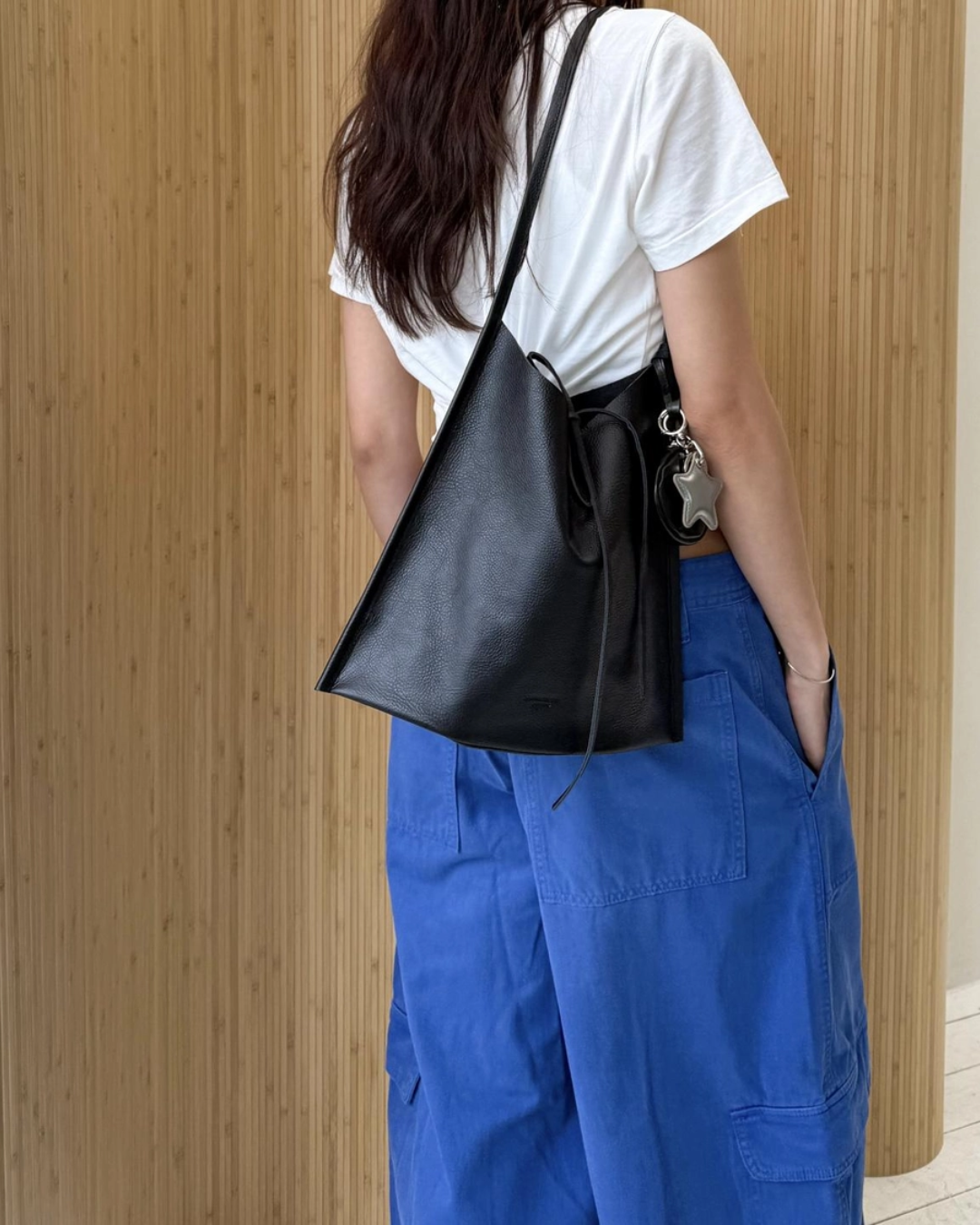 BUCKS AND LEATHER 056 Flat Shoulder Bag