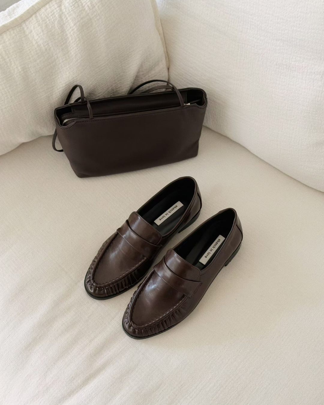 2921 Classic Shirring Loafer