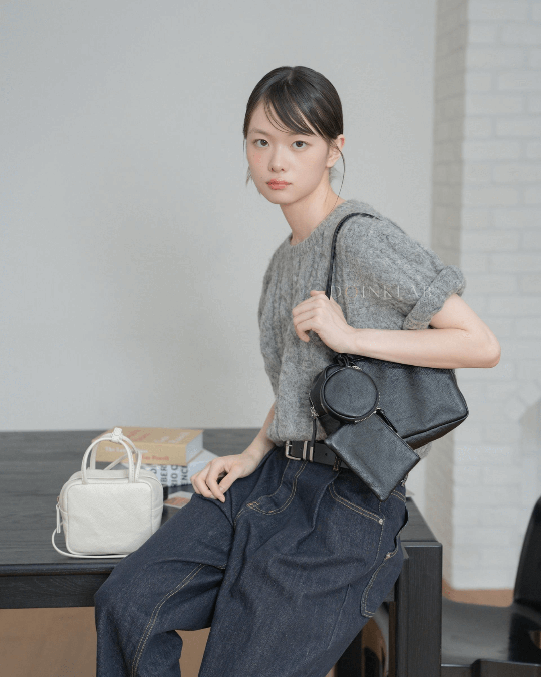 BUCKS AND LEATHER Block Bag