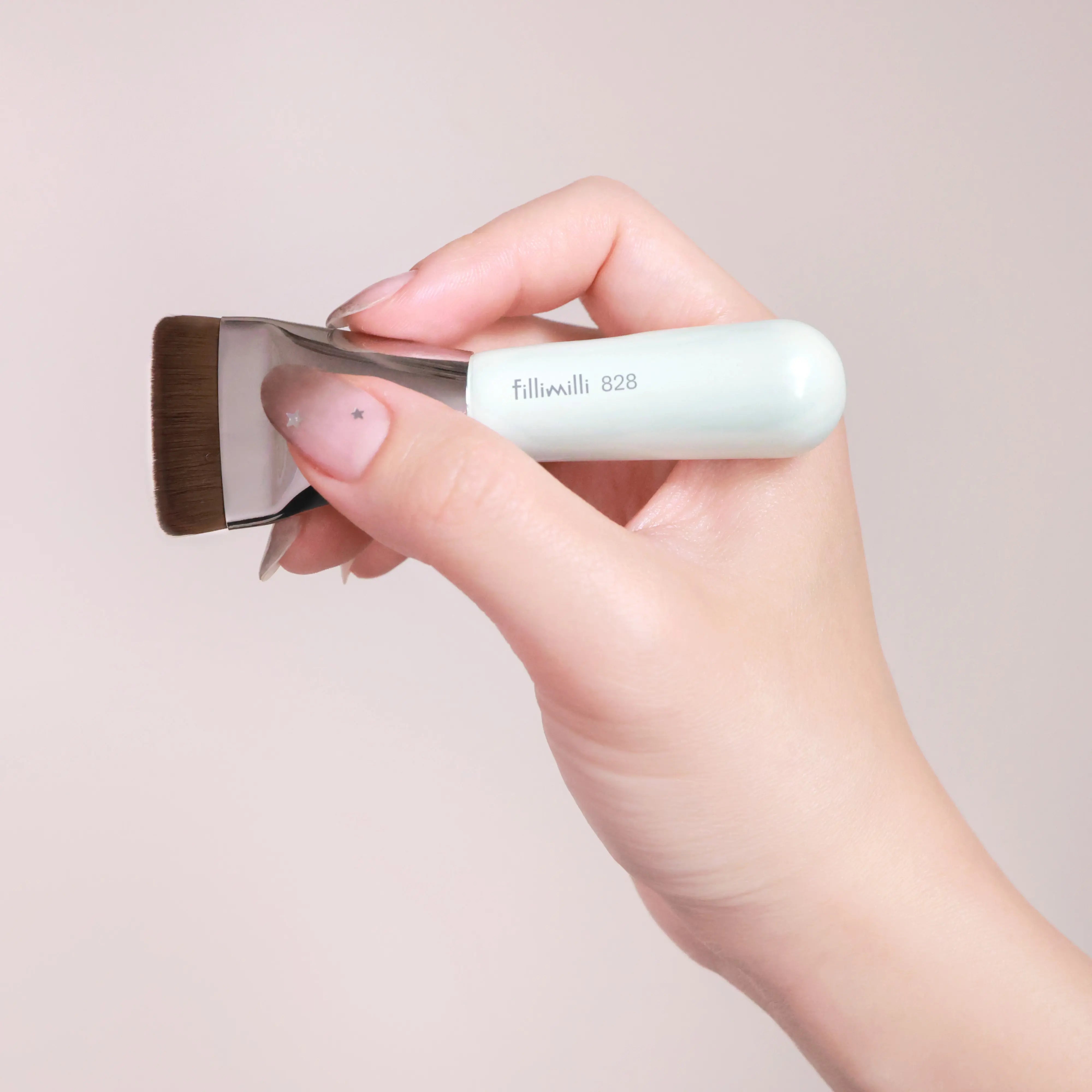 FILLIMILLI Mini Spatula Brush 828 | Free Pouch + Puff (Melody Edition)