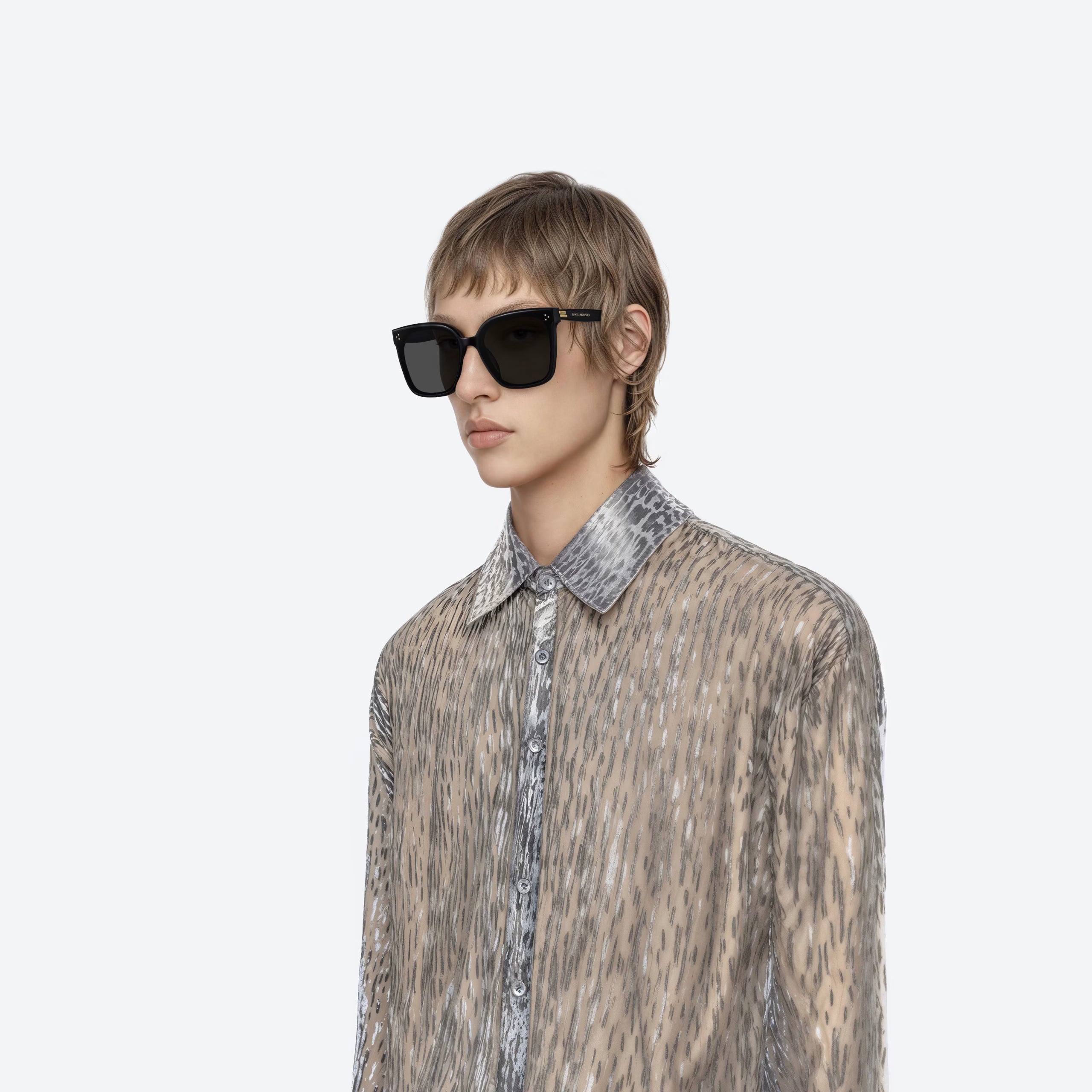 GENTLE MONSTER New Her 01