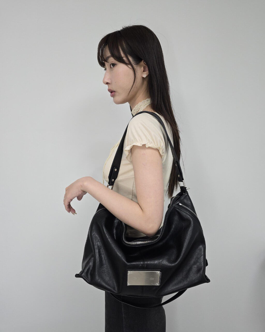MATIN KIM Side Zipper Shoulder Bag - Black 机车包大号 (Ship End of July)