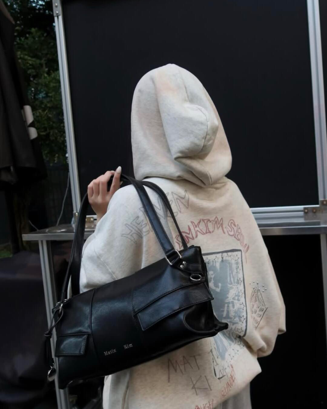 MATIN KIM 045 Wide Nemo Shoulder Bag