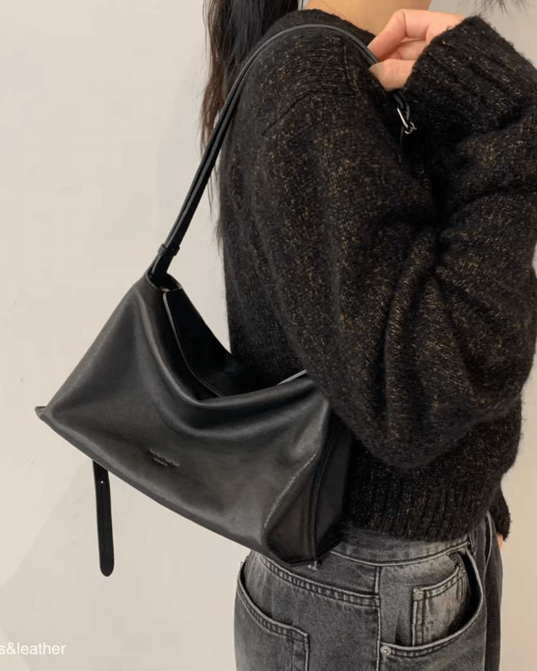 Bucks and Leather Bread 枕头包 中号 S 014