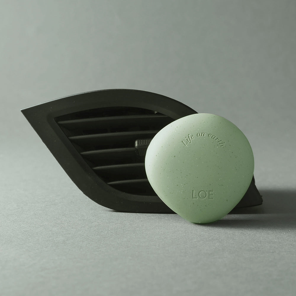 LOE Car Diffuser Set: Case + Refill 2ea