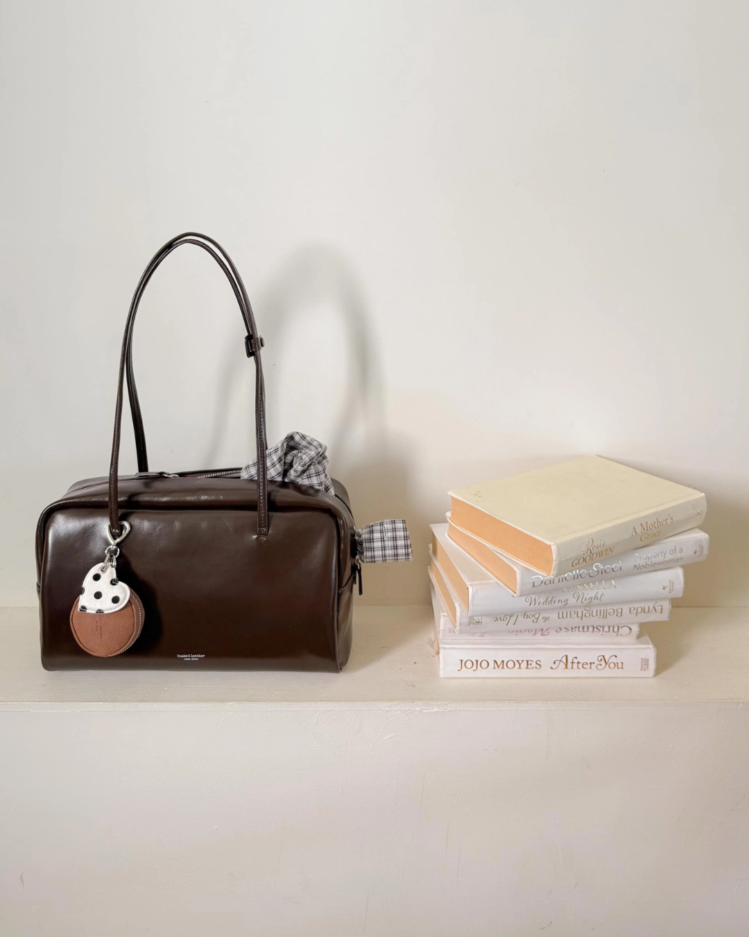 BUCKS AND LEATHER 049 Pound Bag L