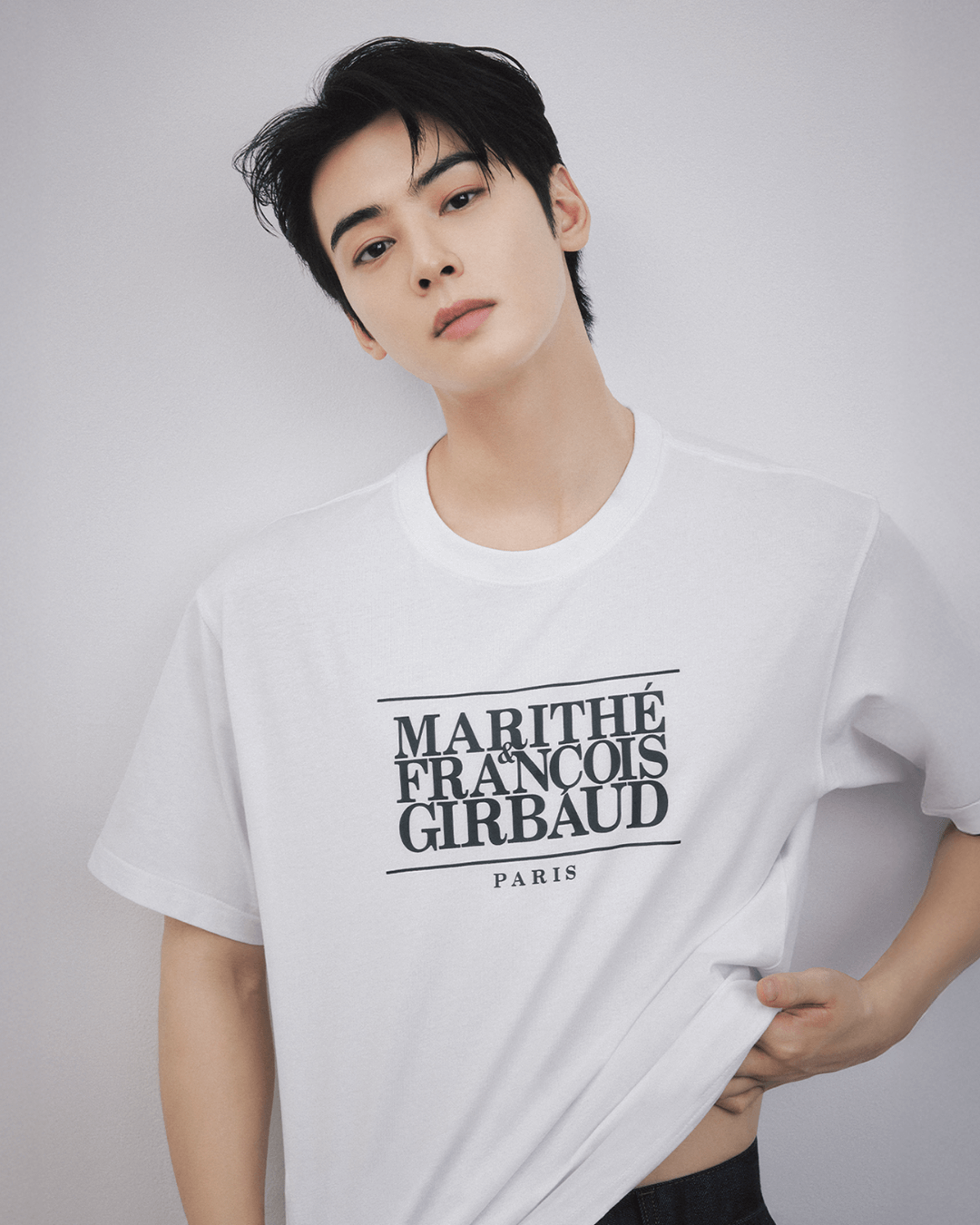 Marithe 004 Classic Logo Tee (Unisex)