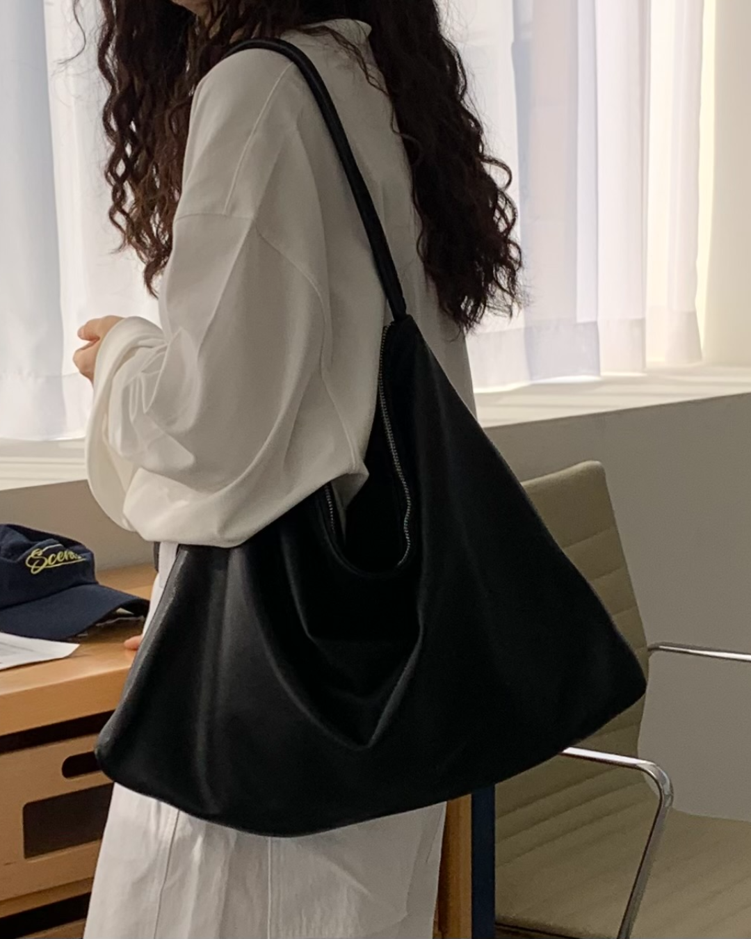 Bucks and Leather 007 Momo Bag L