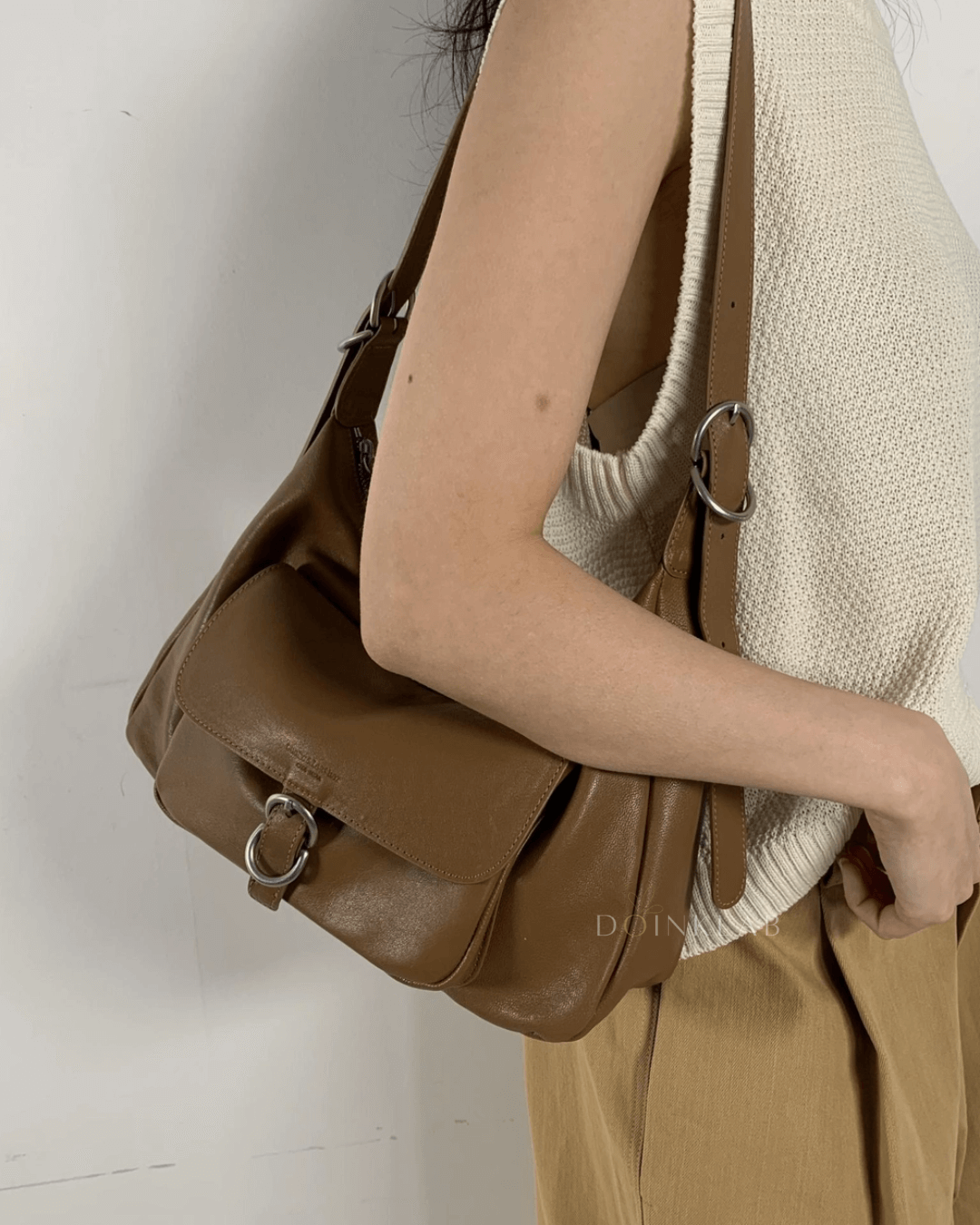 BUCKS AND LEATHER 020 Pocket Hobo