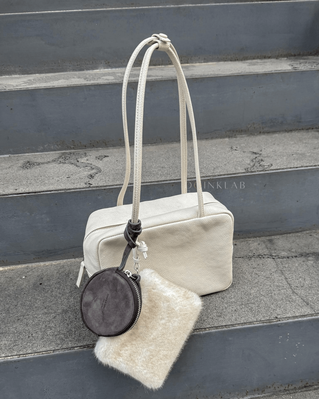 BUCKS AND LEATHER Block Bag