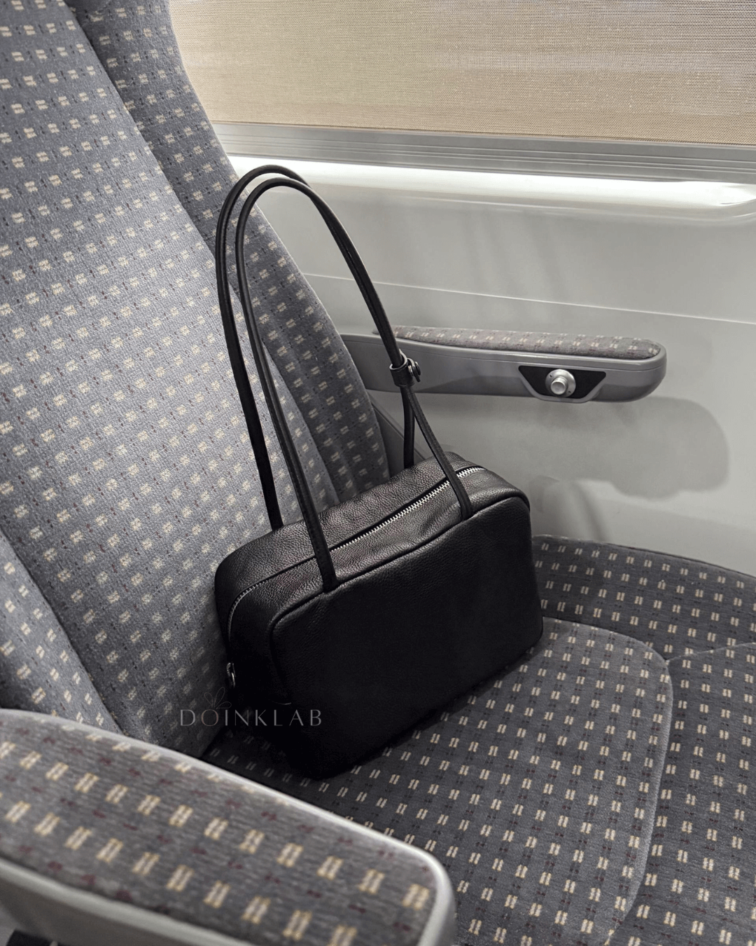 BUCKS AND LEATHER Block Bag