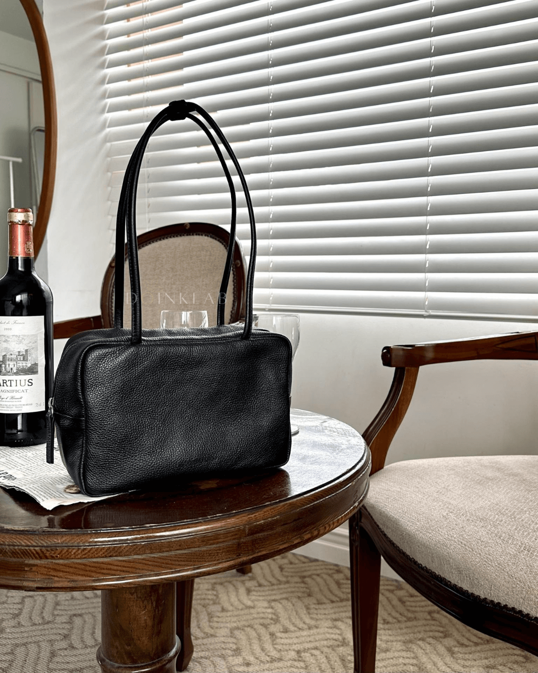 BUCKS AND LEATHER Block Bag