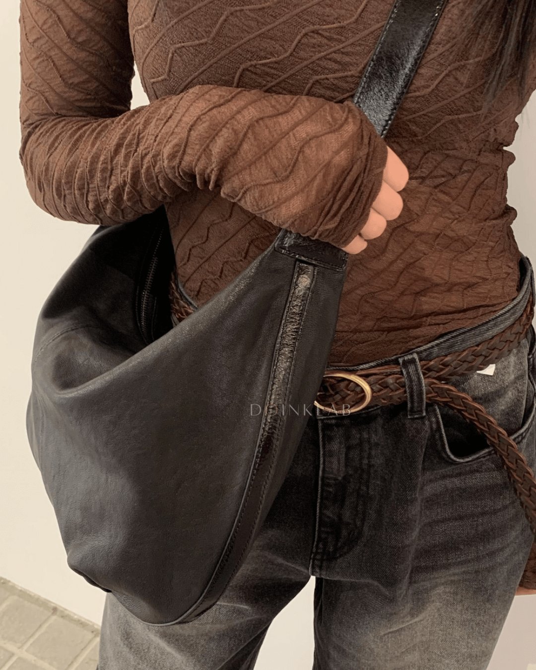 BUCKS AND LEATHER Bow Bag