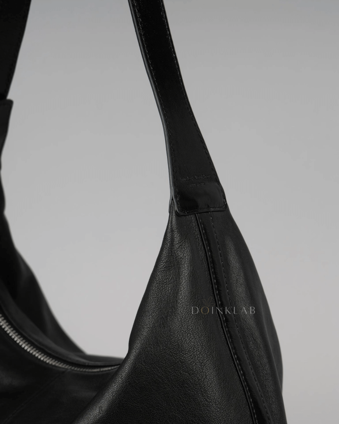 BUCKS AND LEATHER Bow Bag