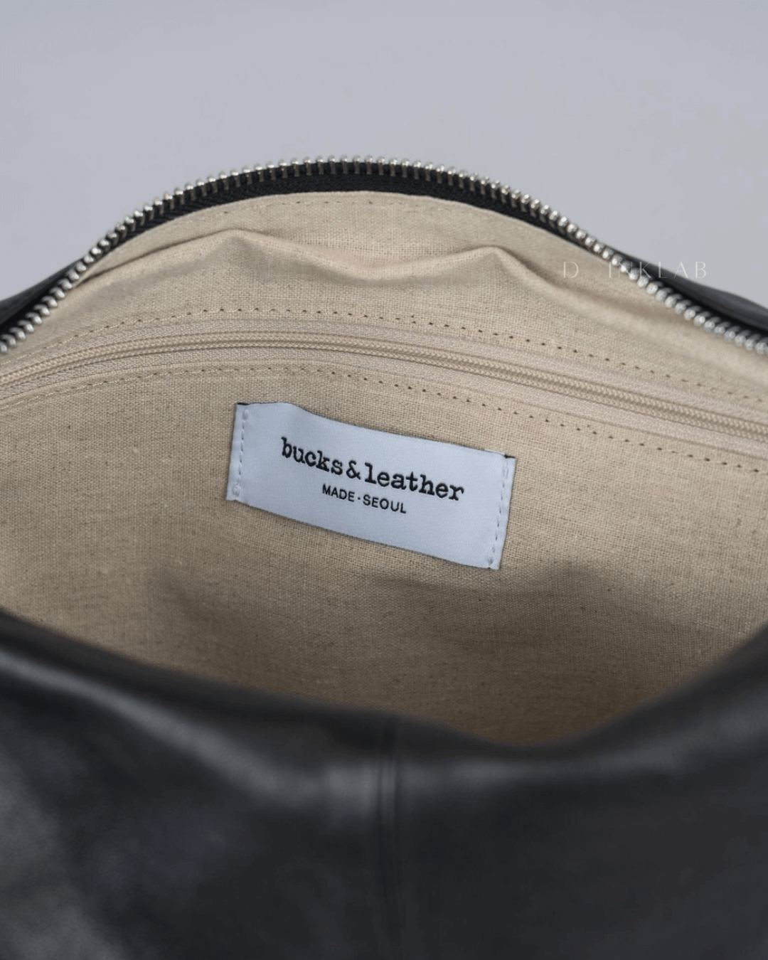 BUCKS AND LEATHER Bow Bag