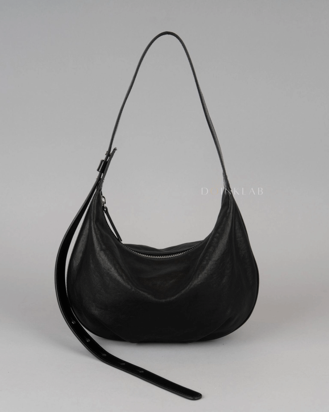 BUCKS AND LEATHER Bow S