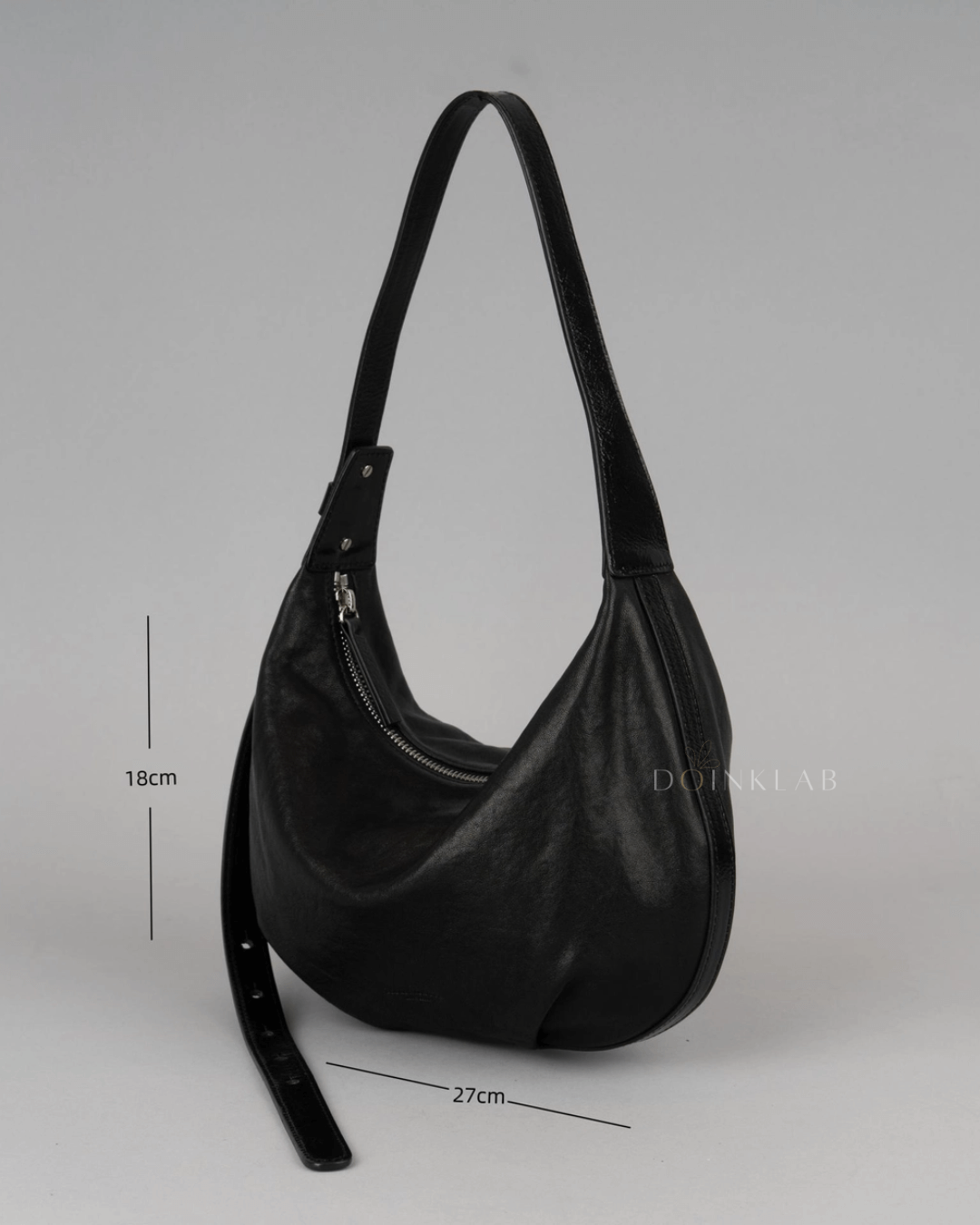 BUCKS AND LEATHER Bow S