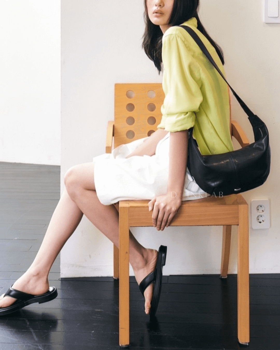 BUCKS AND LEATHER Curve Mini