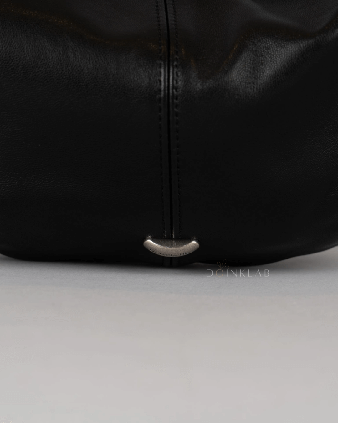 BUCKS AND LEATHER Curve Mini