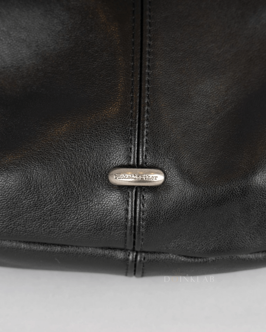 BUCKS AND LEATHER Curve Mini