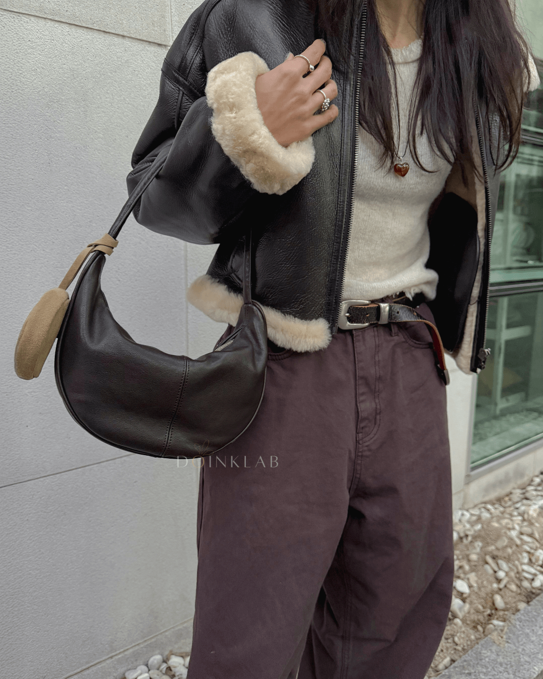 BUCKS AND LEATHER  Curve Shoulder S