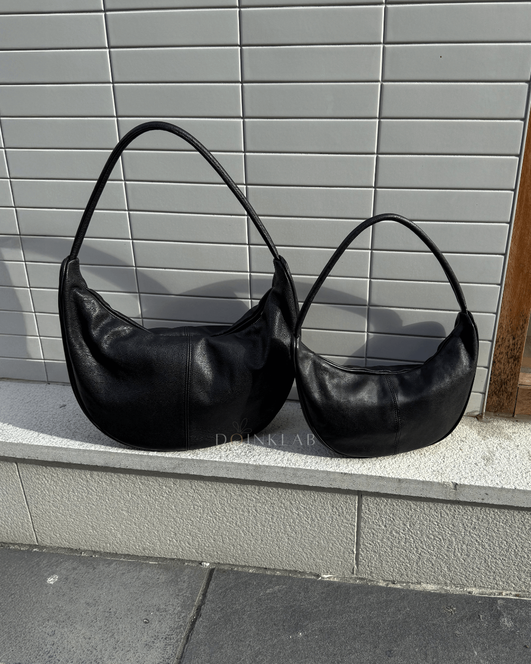 BUCKS AND LEATHER  026 Curve Shoulder S