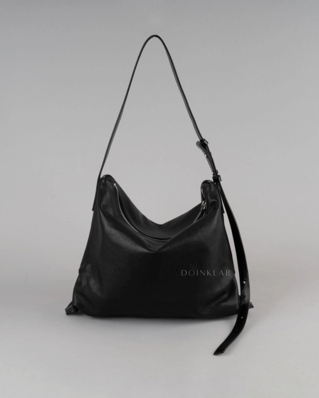 BUCKS AND LEATHER 019 Day Shoulder L