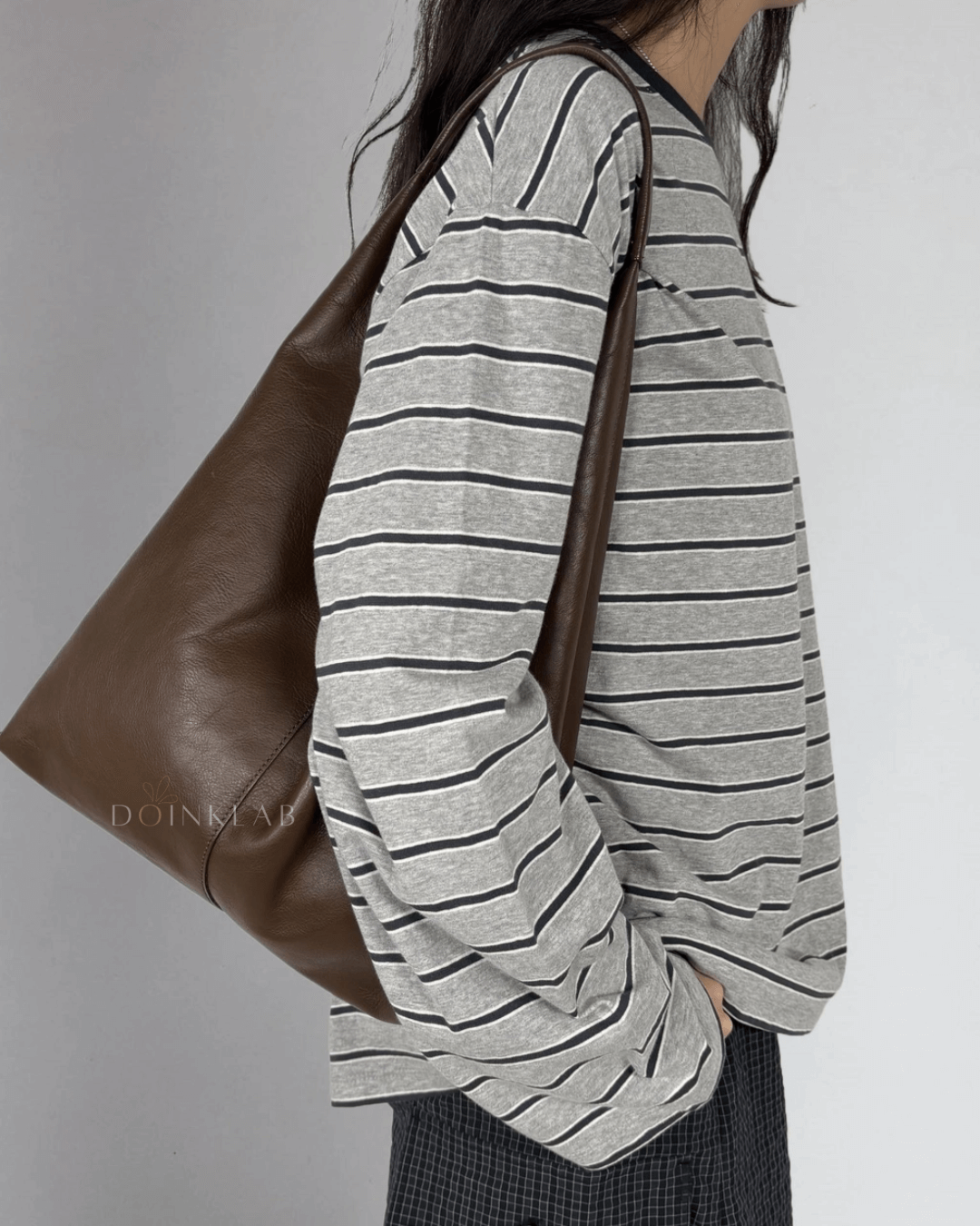 BUCKS AND LEATHER Low Tote