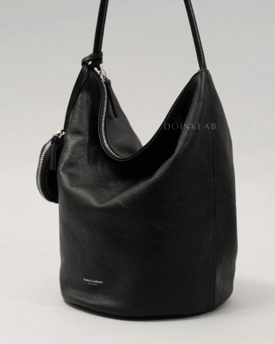 BUCKS AND LEATHER 031 Tube Bag