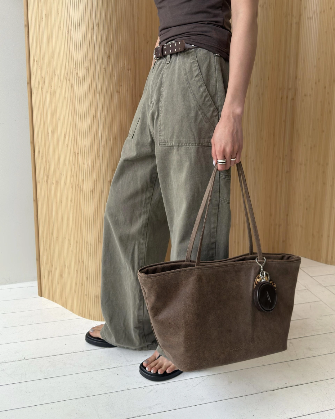 BUCKS AND LEATHER 059 Middle Shopper Bag