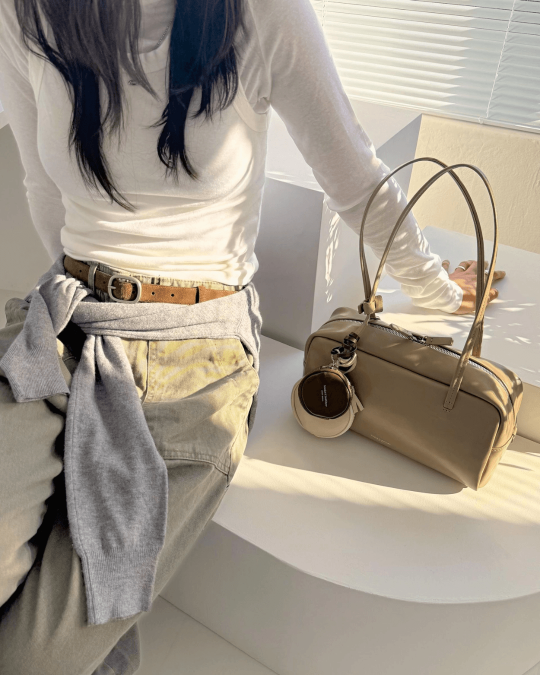 BUCKS AND LEATHER POUND BAG