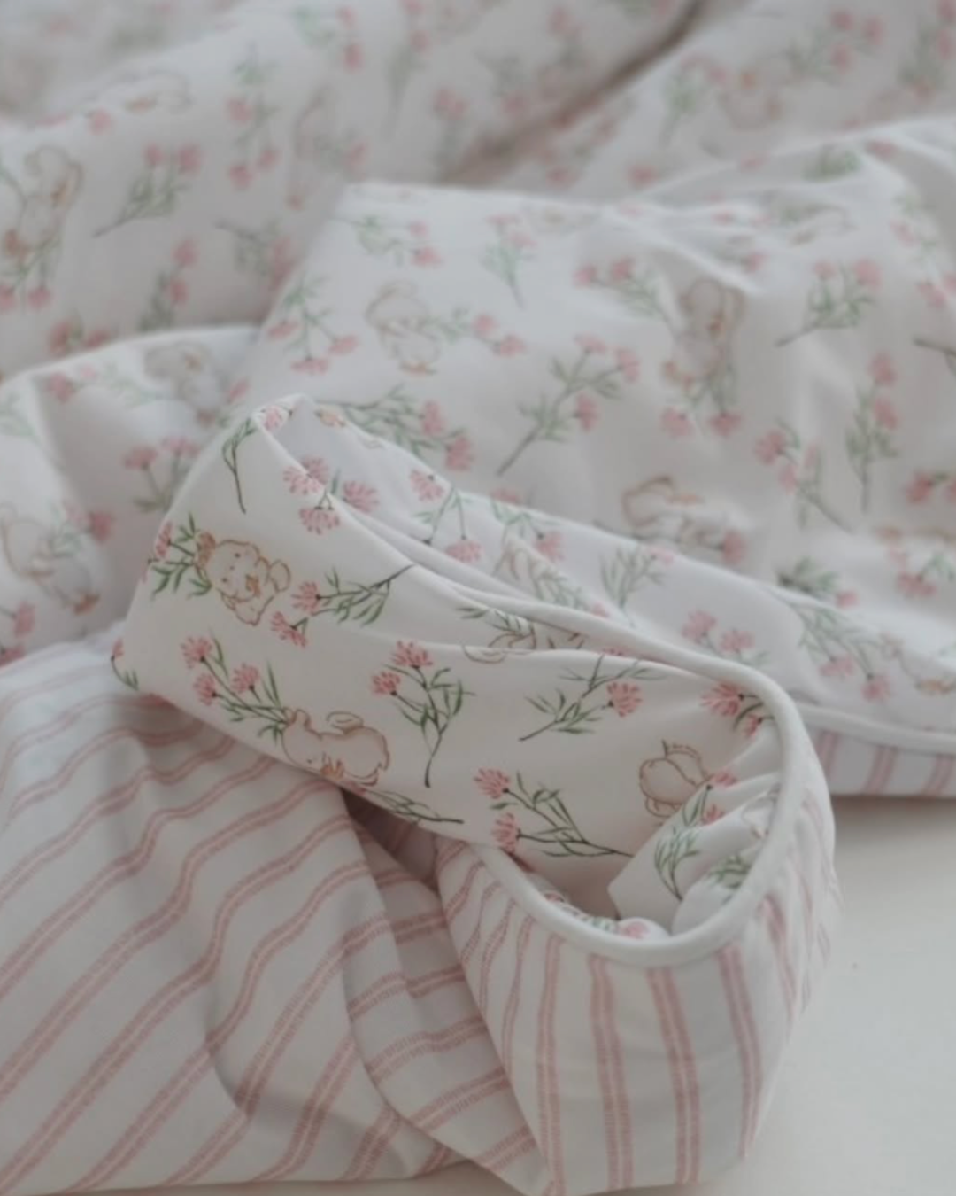 冰冰被 花野兔兔 Cooling Blanket Wildflower Bunny