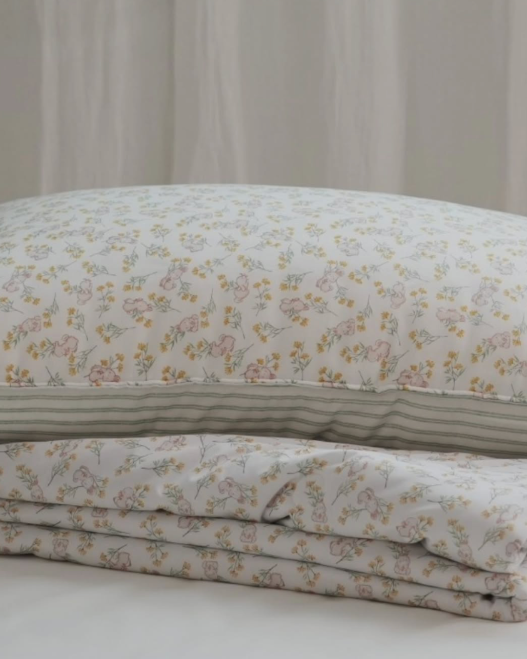 冰冰被 花野兔兔 Cooling Blanket Wildflower Bunny