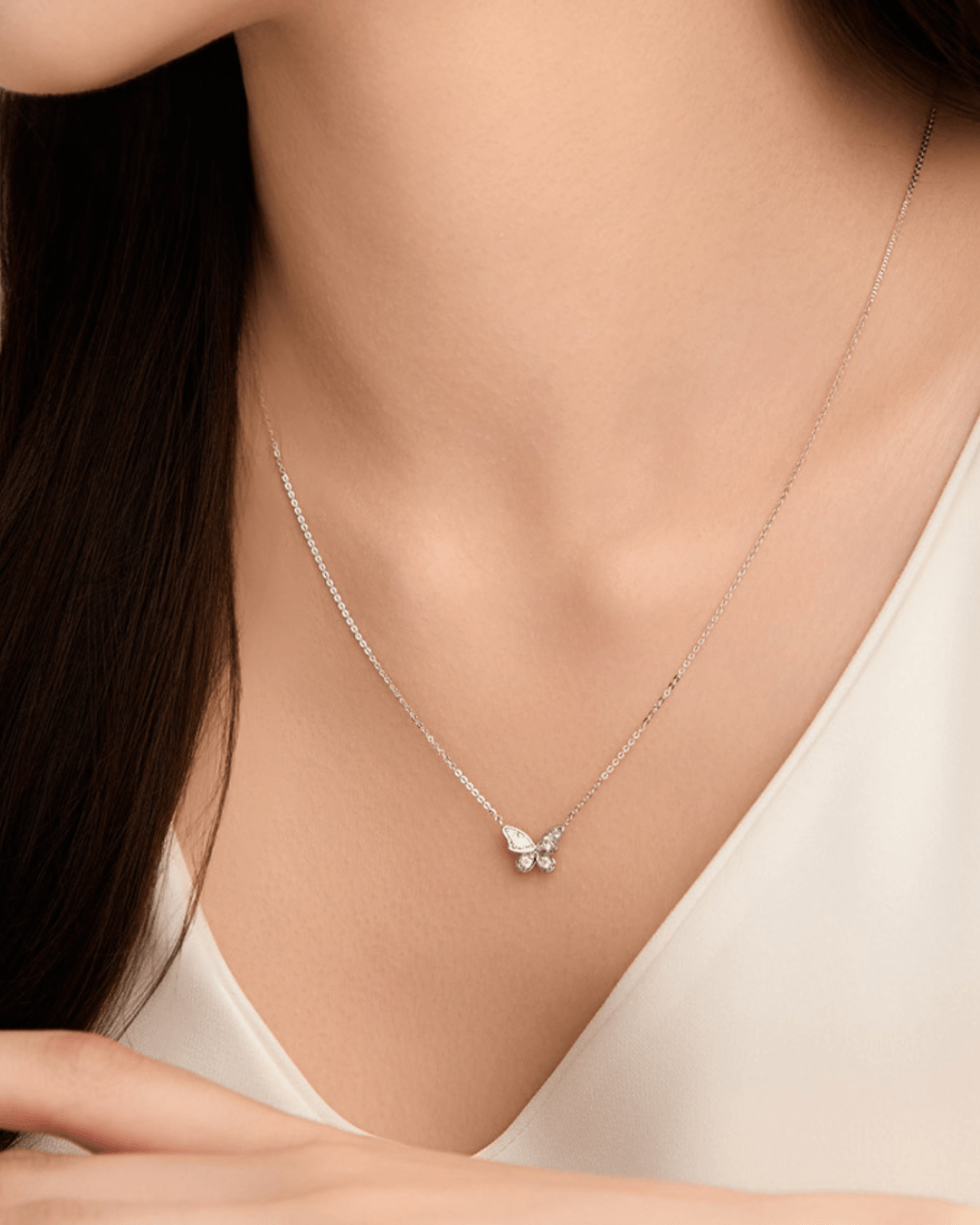LLOYD 066 Butterfly Necklace
