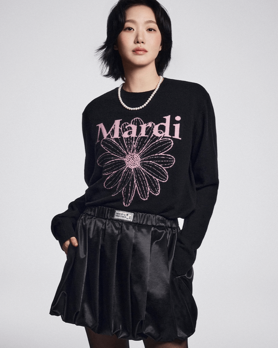 MARDI MERCREDI CASHMERE CREW NECK FLOWERMARDI