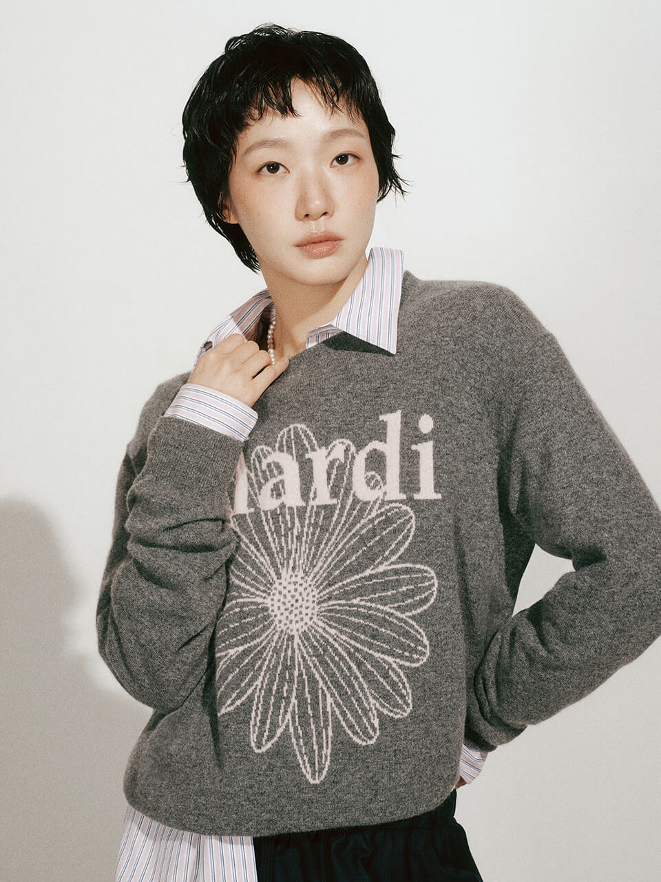 MARDI MERCREDI CASHMERE CREW NECK FLOWERMARDI