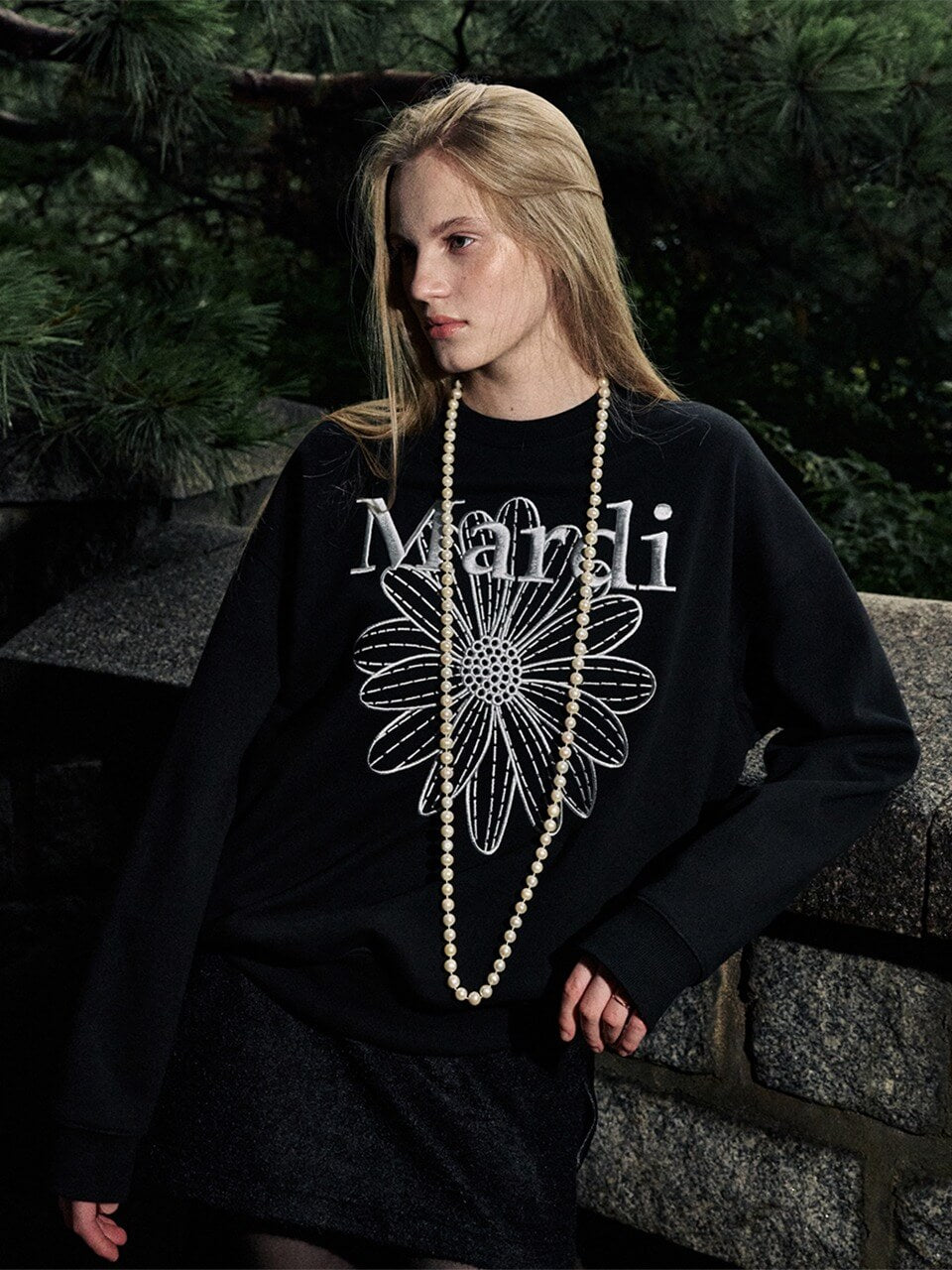 MARDI MERCREDI Sweatshirt Flowermardi Needlework
