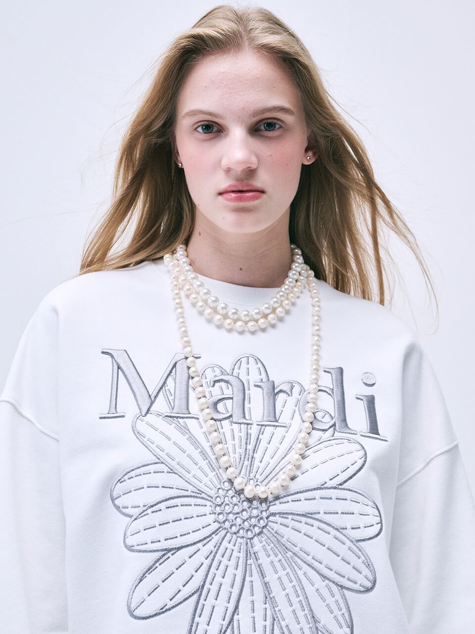 MARDI MERCREDI Sweatshirt Flowermardi Needlework