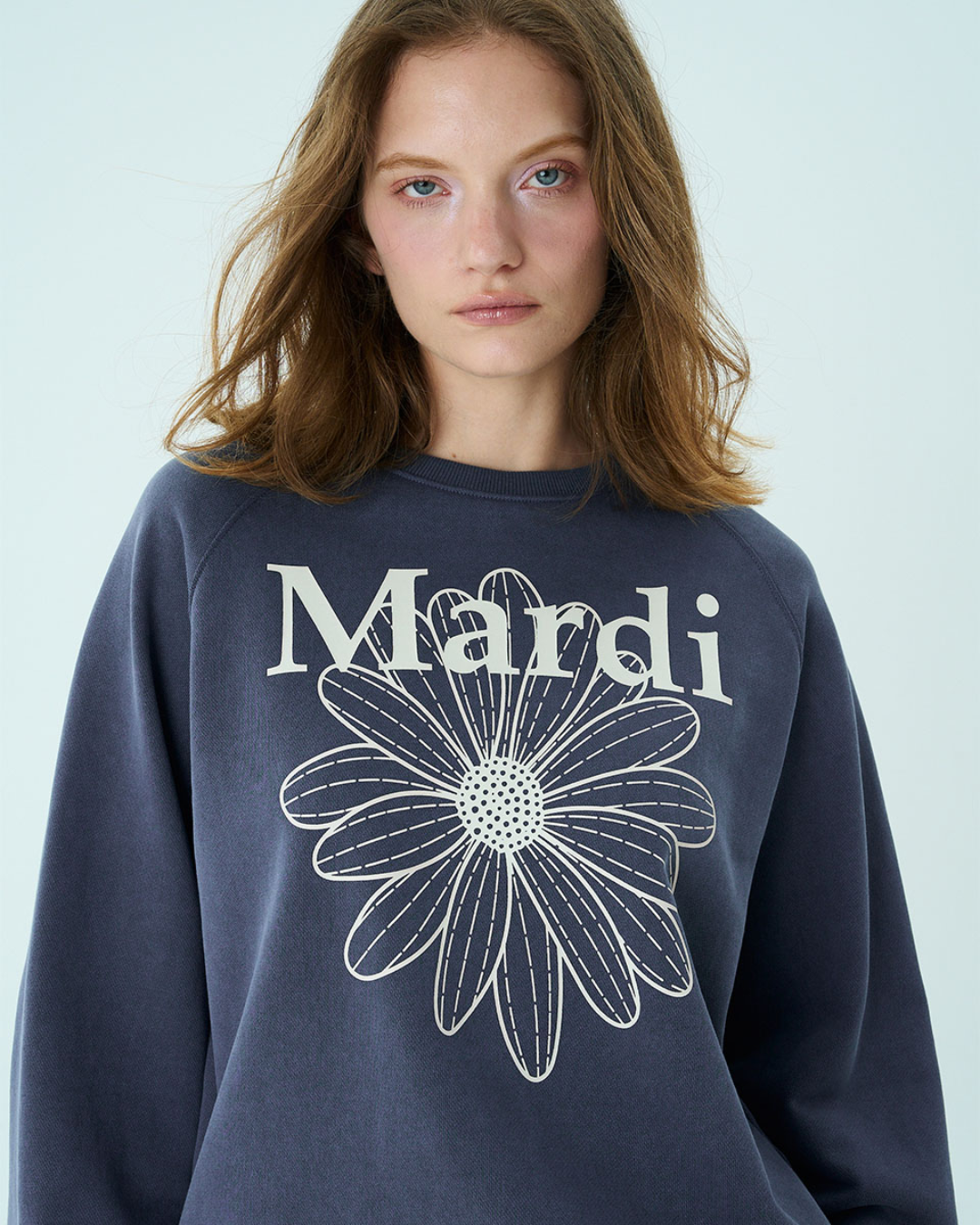 MARDI 106 SWEATSHIRT RAGLAN FLOWERMARDI PIGMENT WASHING