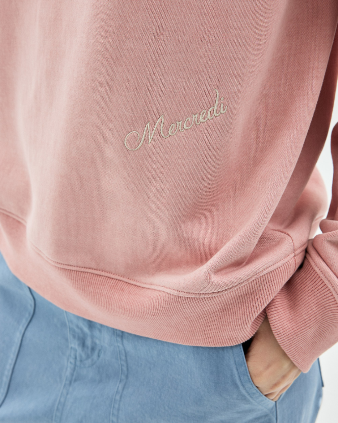 MARDI 108 SWEATSHIRT RAGLAN SCRIPT LOGO NEEDLEWORK