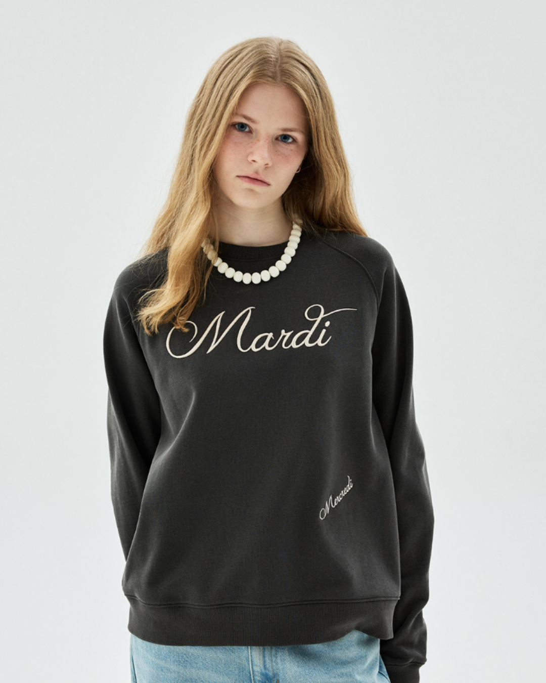 MARDI 108 SWEATSHIRT RAGLAN SCRIPT LOGO NEEDLEWORK