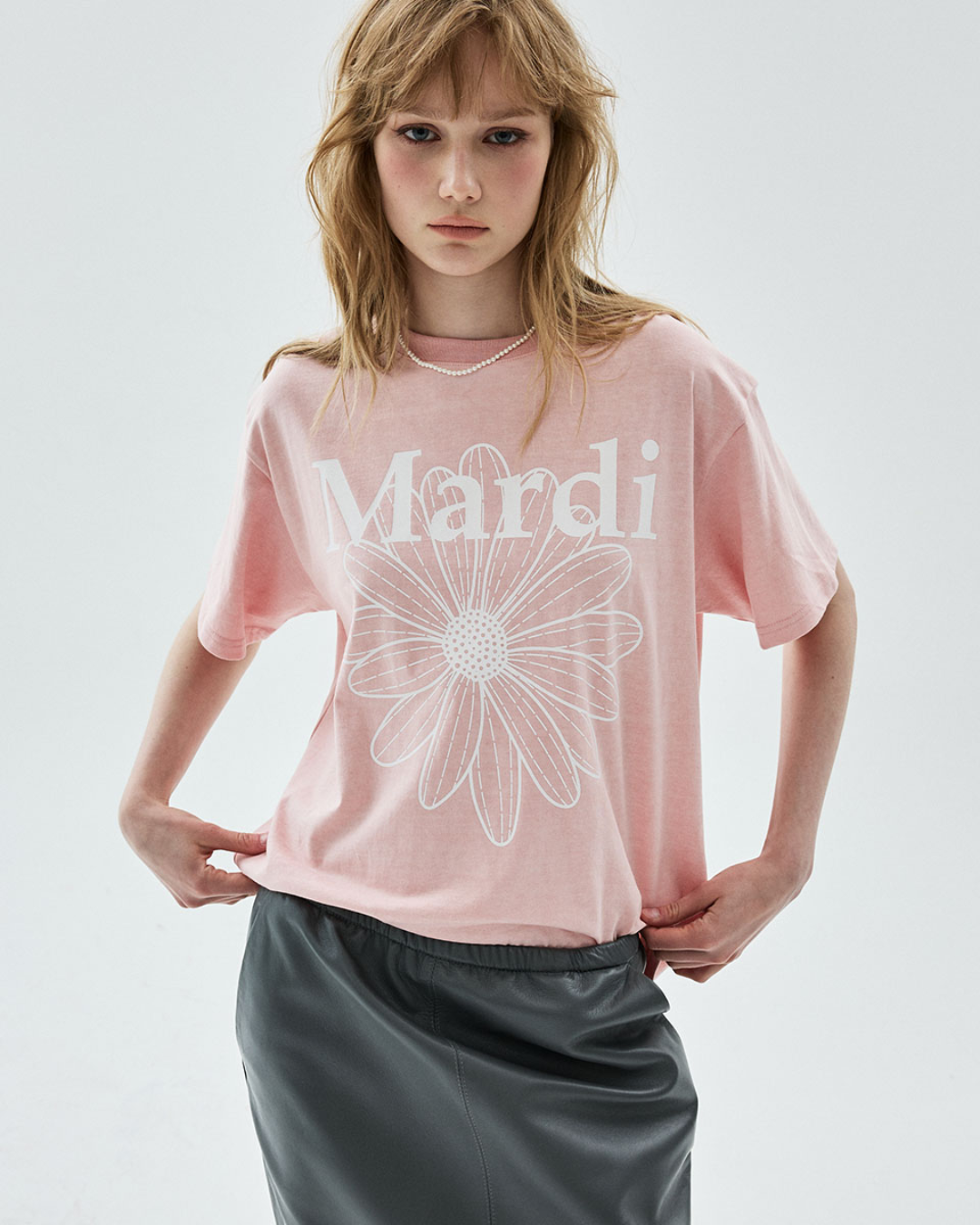 MARDI 112 TSHIRT FLOWERMARDI PIGMENT WASHING