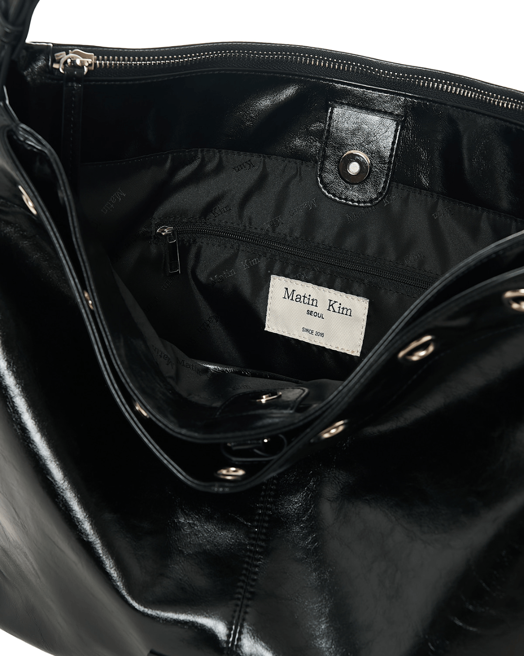 MATIN KIM 036 Eyelet Point Layered Big Shoulder (Black)