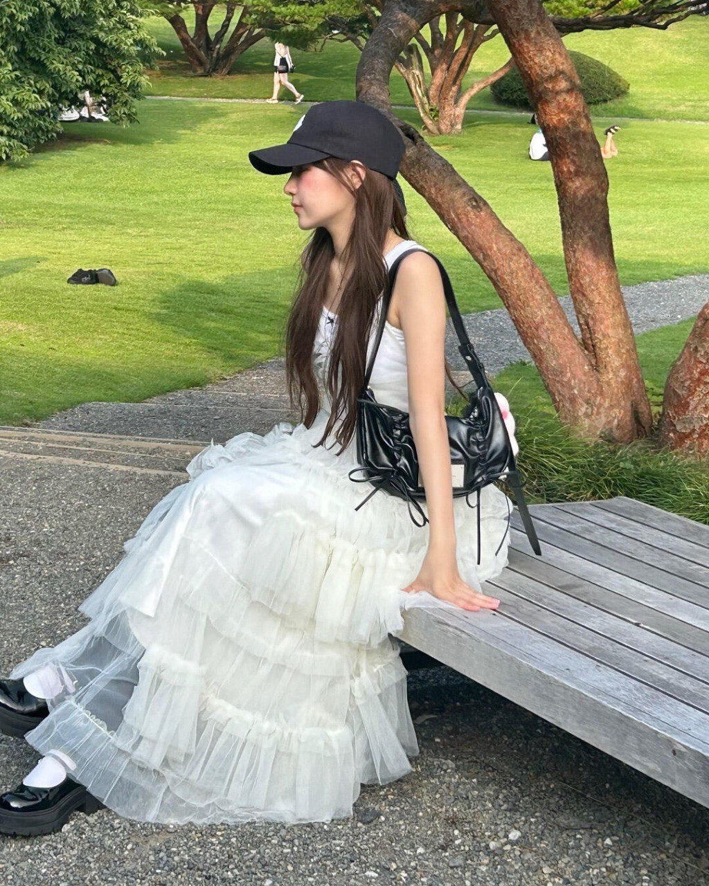 MATIN KIM Half Shirring Ribbon Round Bag