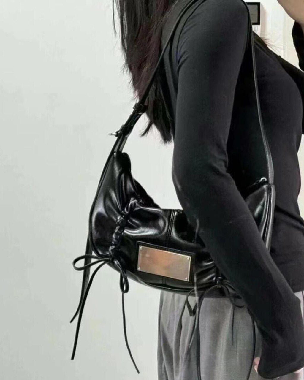 MATIN KIM Half Shirring Ribbon Round Bag