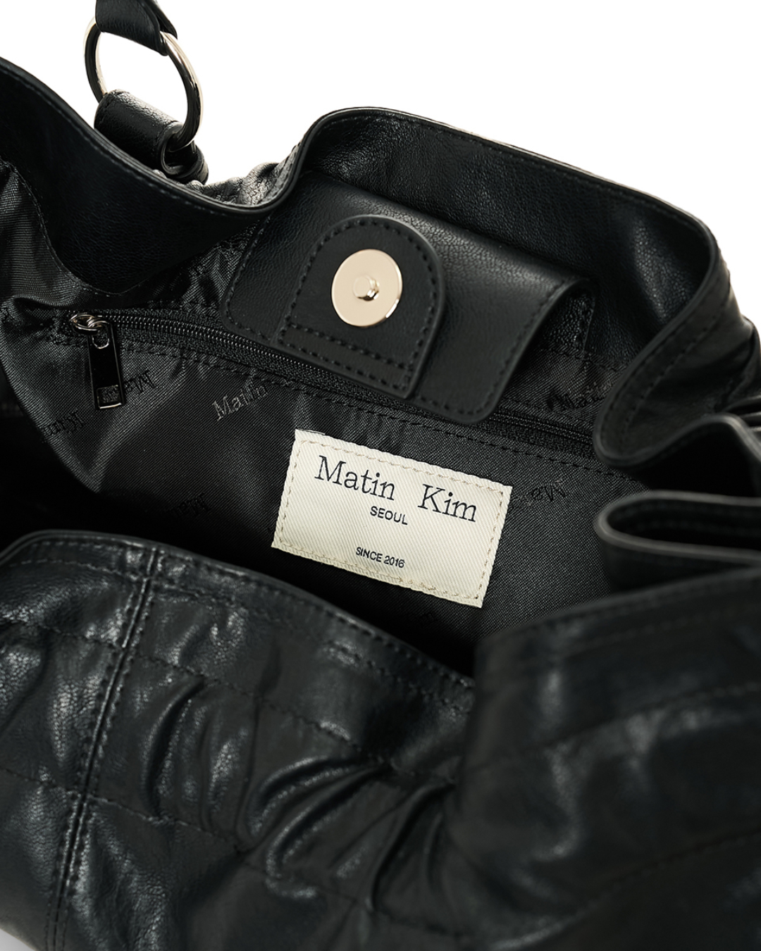 MATIN KIM 048 Shirring Tie Buckle Shoulder Bag (Black)