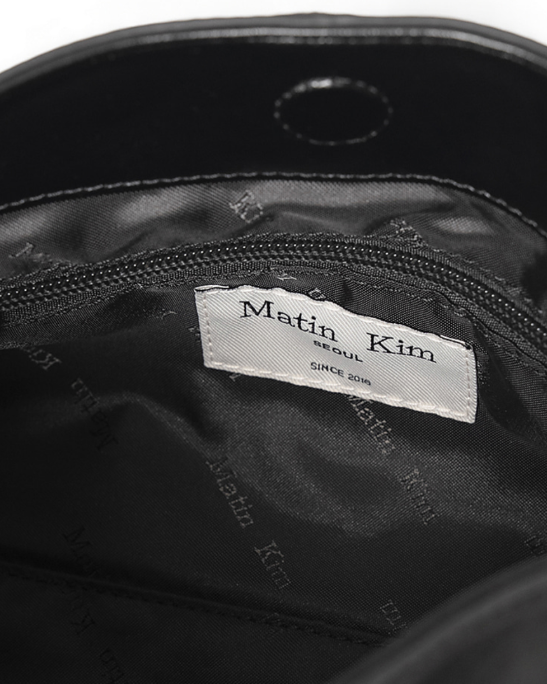 MATIN KIM 051 Drop Tail Mellow Shoulder Bag