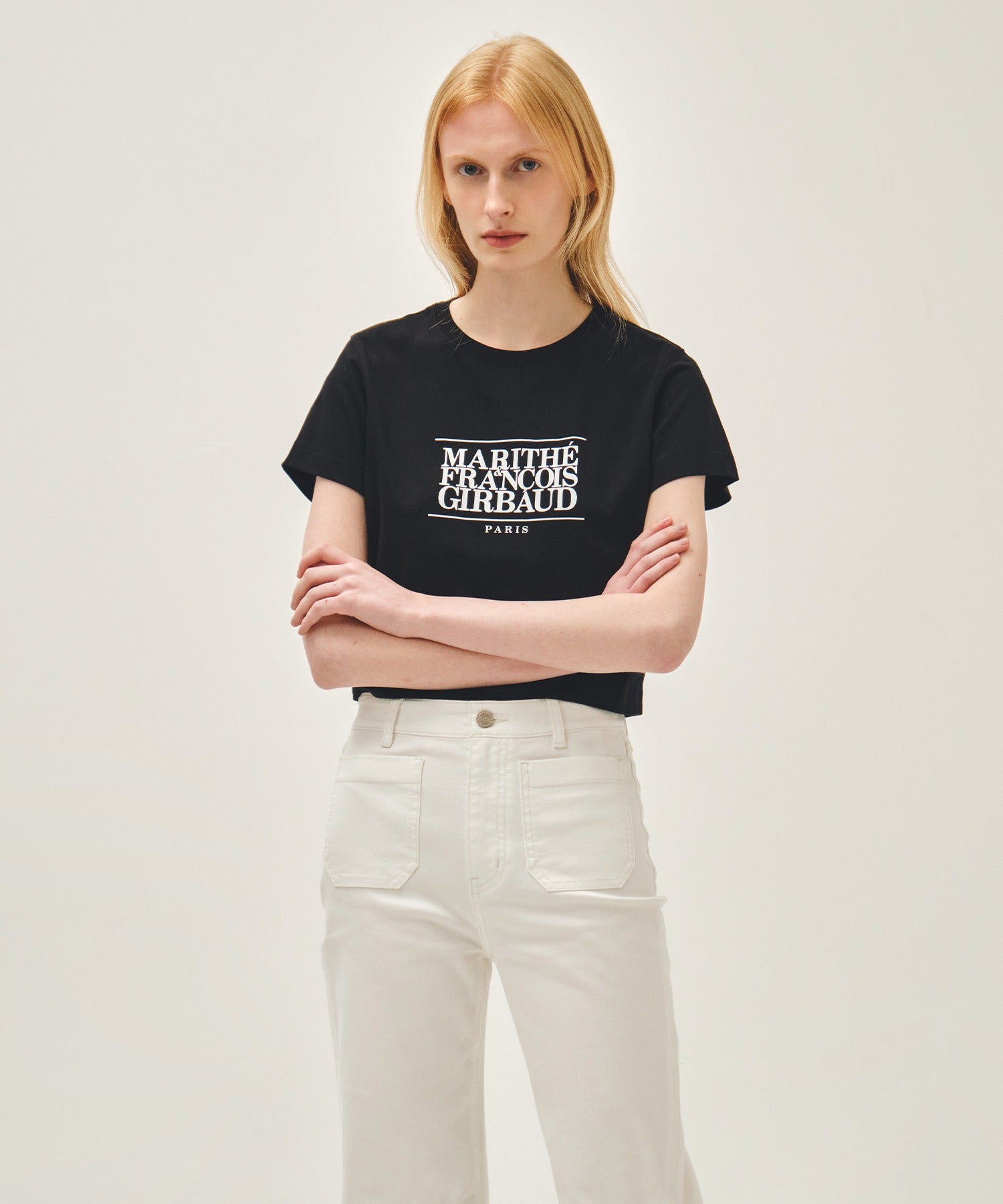 MARITHE 003 W CLASSIC LOGO CROP TEE