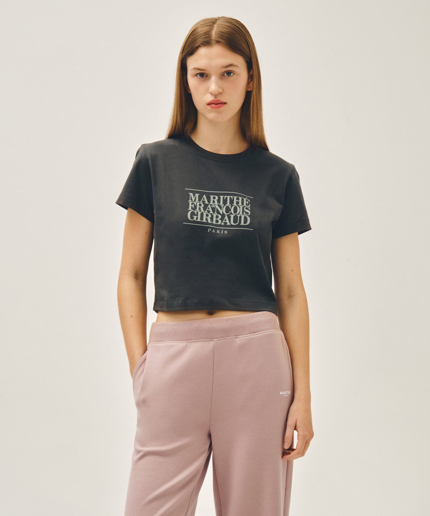 MARITHE 003 W CLASSIC LOGO CROP TEE